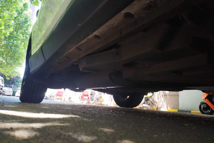 Used Toyota RAV4 2016 2.5L Automatic 4x4 Elite Edition Chassis Front Right