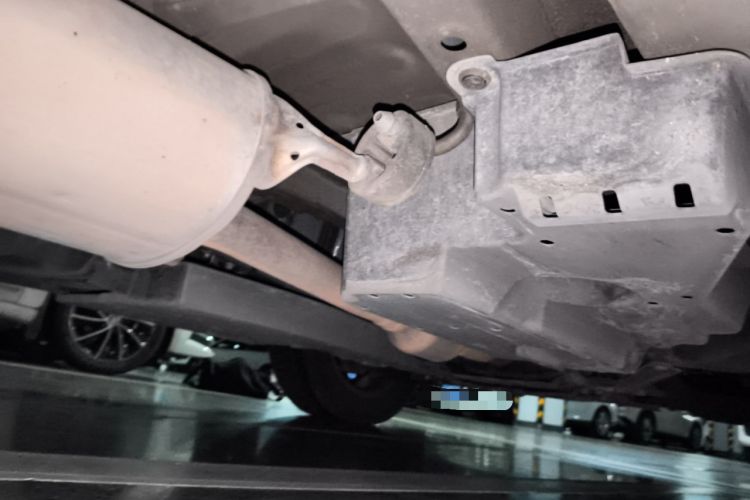 Used Toyota RAV4 2016 2.0L CVT Two-Wheel Drive Fashion Edition China V Standard Chassis Front Right