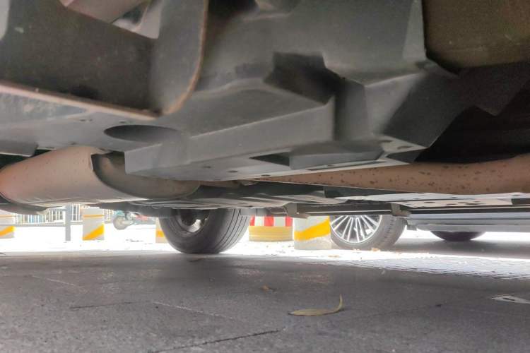 Used Toyota RAV4 2016 2.5L Automatic 4x4 Elite Edition Chassis Front Right