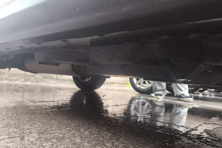 Used Toyota RAV4 2016 2.0L CVT Two-Wheel Drive Comfort Edition China V Standard Chassis Front Right