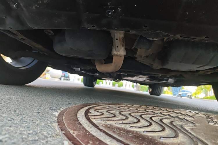 Used Toyota RAV4 2016 2.5L Automatic 4x4 Elite Edition Chassis Front