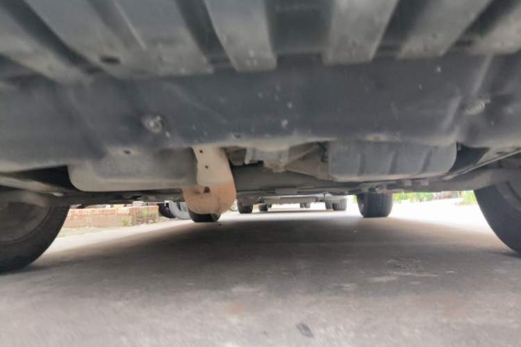 Used Toyota RAV4 2016 2.5L Automatic 4x4 Elite Edition Chassis Front