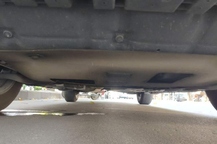 Used Toyota RAV4 2016 2.0L CVT Two-Wheel Drive Fashion Edition China V Standard Chassis Front