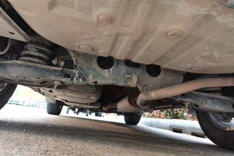 Used Toyota RAV4 2016 2.0L CVT Two-Wheel Drive Fashion Edition China V Standard Chassis Rear
