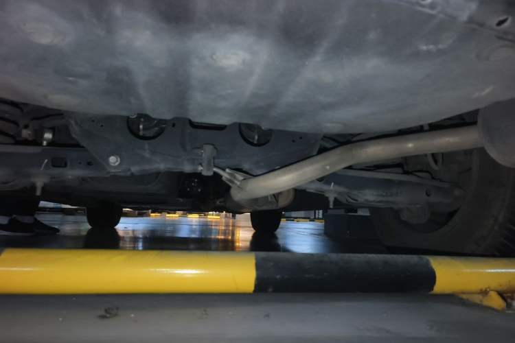 Used Toyota RAV4 2016 2.0L CVT Two-Wheel Drive Fashion Edition China V Standard Chassis Rear