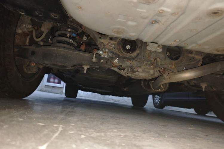 Used Toyota RAV4 2016 2.0L CVT 4x4 New Edition China V Standard Chassis Rear