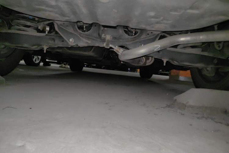 Used Toyota RAV4 2016 2.0L CVT Two-Wheel Drive Fashion Edition China V Standard Chassis Rear