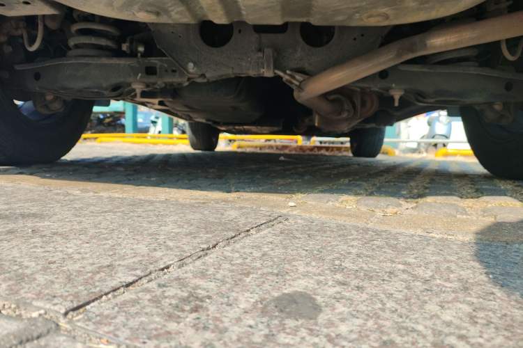 Used Toyota RAV4 2016 2.0L CVT Two-Wheel Drive Fashion Edition China V Standard Chassis Rear
