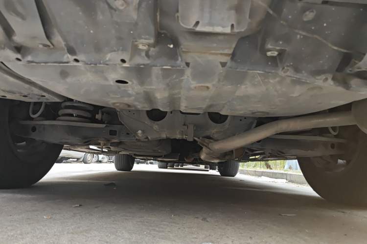 Used Toyota RAV4 2016 2.0L CVT Two-Wheel Drive Fashion Edition China V Standard Chassis Rear