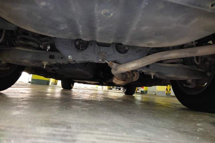Used Toyota RAV4 2016 2.0L CVT Two-Wheel Drive Fashion Edition China V Standard Chassis Rear