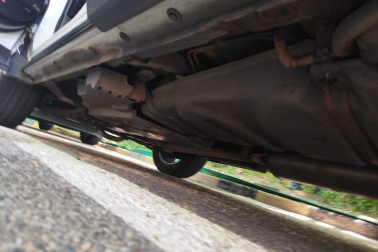 Used Toyota RAV4 2016 2.5L Automatic 4x4 Elite Edition Chassis Rear Left