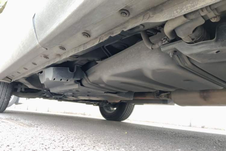 Used Toyota RAV4 2016 2.0L CVT Two-Wheel Drive Fashion Edition China V Standard Chassis Rear Left