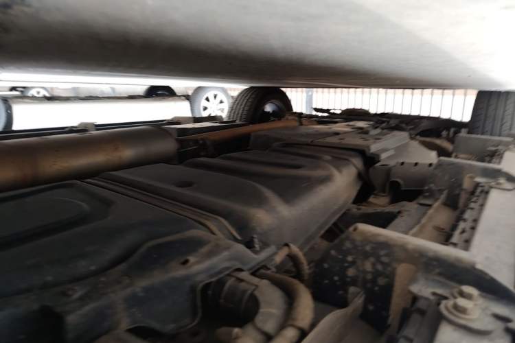Used Toyota RAV4 2016 2.5L Automatic 4x4 Elite Edition Chassis Rear Left