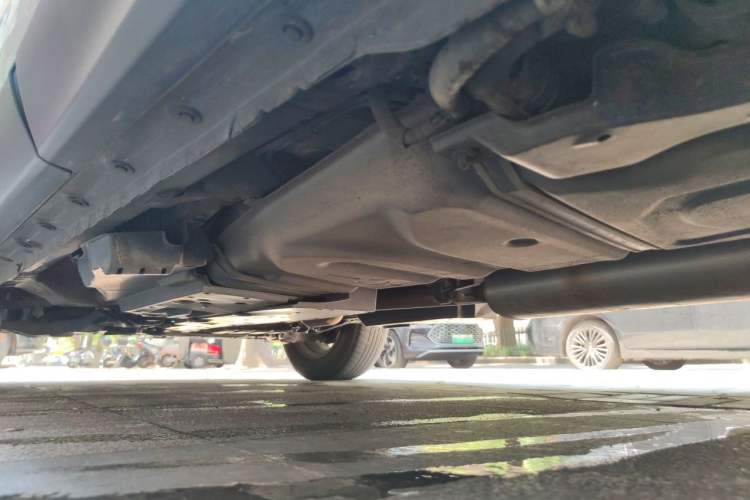 Used Toyota RAV4 2016 2.0L CVT Two-Wheel Drive Fashion Edition China V Standard Chassis Rear Left