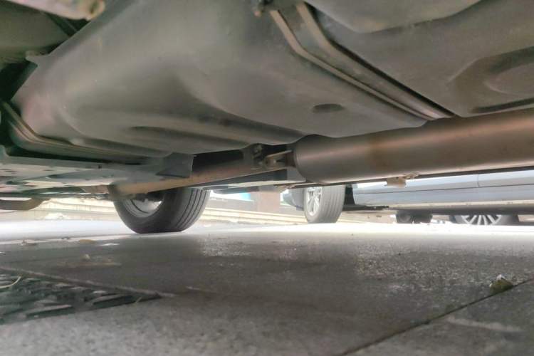 Used Toyota RAV4 2016 2.5L Automatic 4x4 Elite Edition Chassis Rear Left