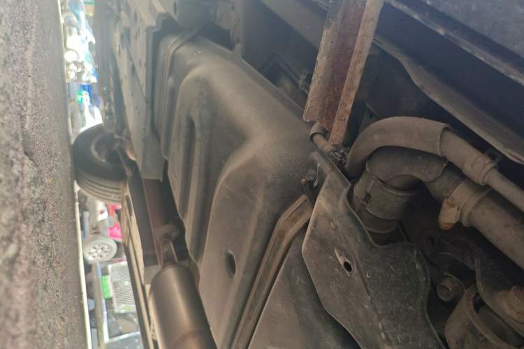 Used Toyota RAV4 2016 2.0L CVT Two-Wheel Drive Fashion Edition China V Standard Chassis Rear Left