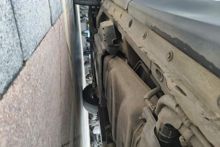 Used Toyota RAV4 2016 2.0L CVT Two-Wheel Drive Fashion Edition China V Standard Chassis Rear Left
