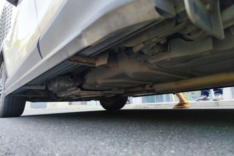 Used Toyota RAV4 2016 2.0L CVT Two-Wheel Drive Fashion Edition China V Standard Chassis Rear Left