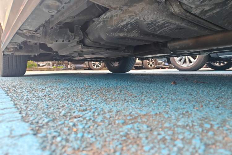 Used Toyota RAV4 2016 2.5L Automatic 4x4 Prestige Edition Chassis Rear Left