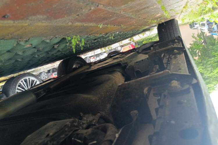 Used Toyota RAV4 2016 2.5L Automatic 4x4 Prestige Edition Chassis Rear Left