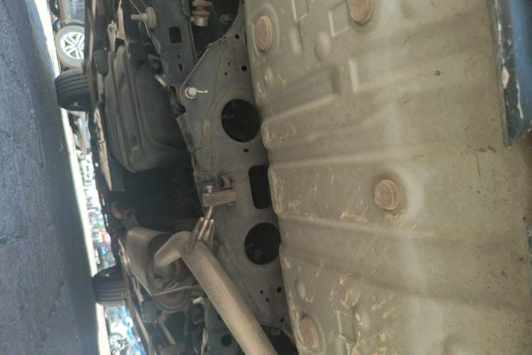 Used Toyota RAV4 2016 2.0L CVT Two-Wheel Drive Fashion Edition China V Standard Chassis Rear