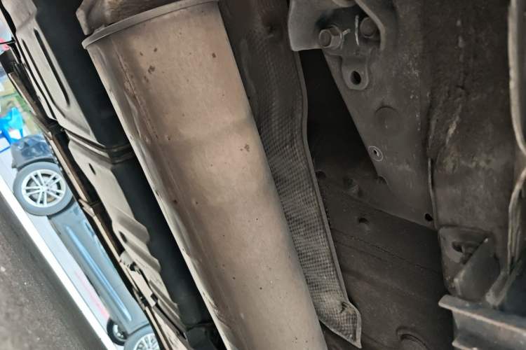 Used Toyota RAV4 2016 2.0L CVT Two-Wheel Drive Fashion Edition China V Standard Chassis Rear Right