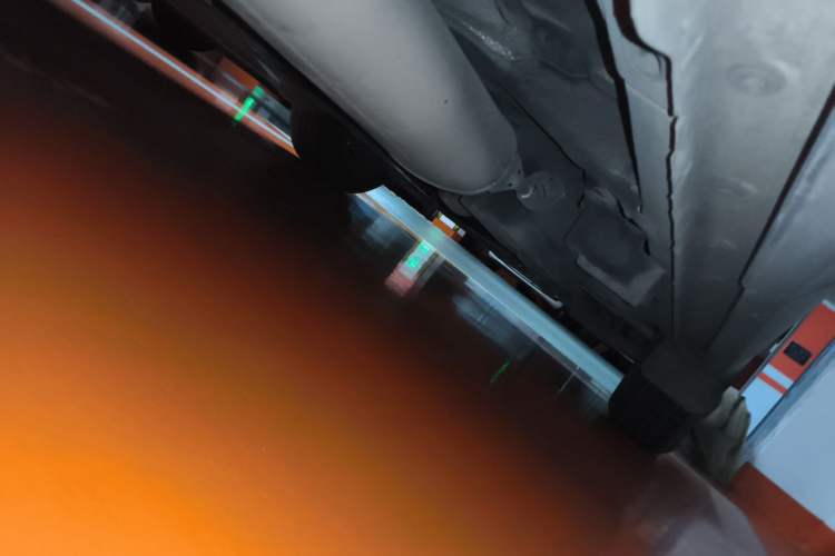Used Toyota RAV4 2016 2.0L CVT Two-Wheel Drive Fashion Edition China V Standard Chassis Rear Right
