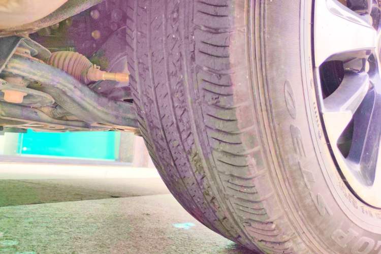 Used Toyota RAV4 2016 2.0L CVT Two-Wheel Drive Fashion Edition China V Standard Chassis Rear Right