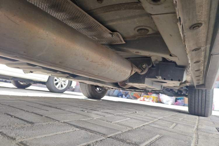 Used Toyota RAV4 2016 2.0L CVT Two-Wheel Drive Fashion Edition China V Standard Chassis Rear Right
