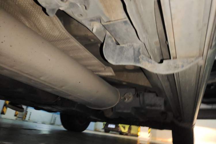 Used Toyota RAV4 2016 2.0L CVT Two-Wheel Drive Fashion Edition China V Standard Chassis Rear Right