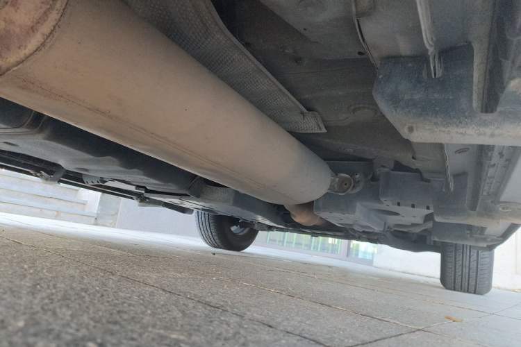 Used Toyota RAV4 2016 2.0L CVT Two-Wheel Drive Fashion Edition China V Standard Chassis Rear Right