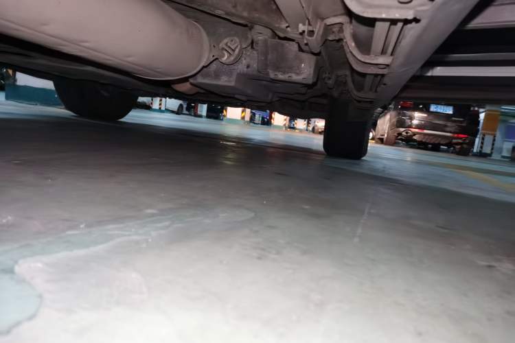 Used Toyota RAV4 2016 2.0L CVT Two-Wheel Drive Fashion Edition China V Standard Chassis Rear Right