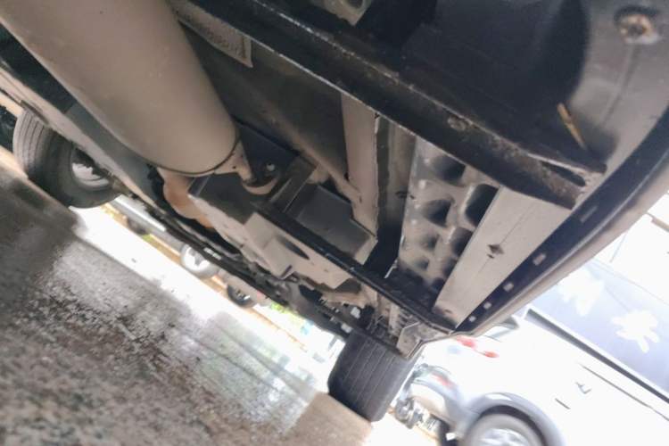 Used Toyota RAV4 2016 2.0L CVT Two-Wheel Drive Fashion Edition China V Standard Chassis Rear Right