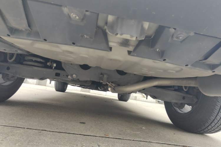 Used Toyota RAV4 2016 2.0L CVT Two-Wheel Drive Fashion Edition China V Standard Chassis Rear
