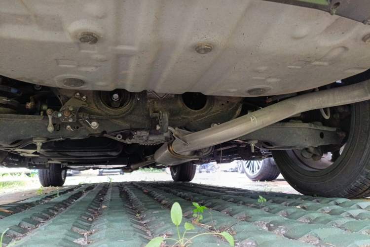 Used Toyota RAV4 2016 2.5L Automatic 4x4 Prestige Edition Chassis Rear