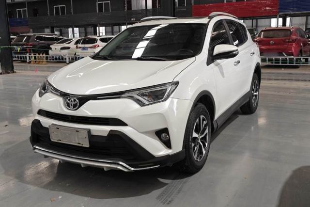 Used Toyota RAV4 2016 2.0L CVT Two-Wheel Drive Fashion Edition China V Standard