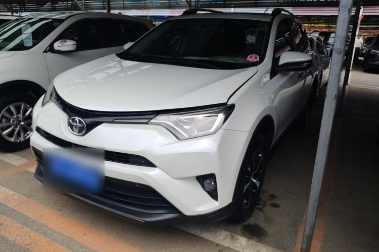 Used Toyota RAV4 2016 2.0L CVT Two-Wheel Drive Fashion Edition China V Standard Guazi used car, China used car export, Used car for sale, Used cars, Cheapest cars for sale