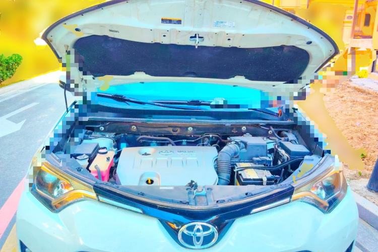 Used Toyota RAV4 2016 2.0L CVT Two-Wheel Drive Urban Edition China V Standard Engine Bay