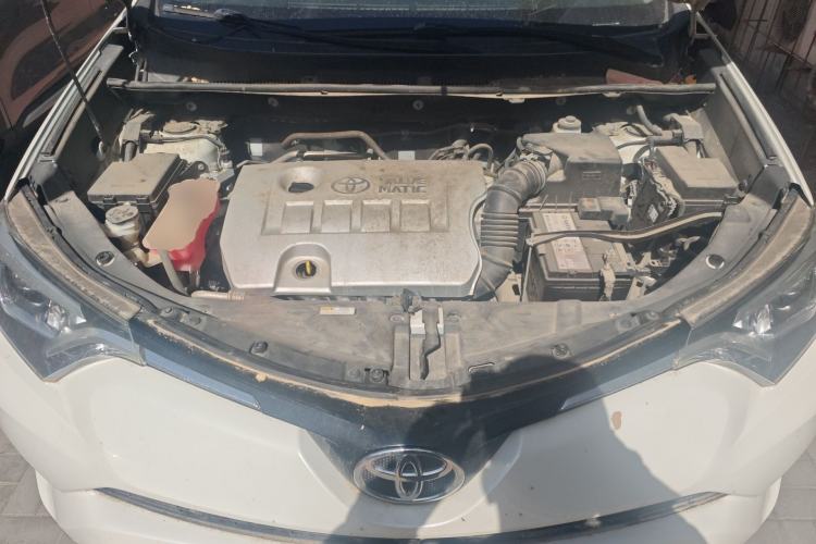Used Toyota RAV4 2016 2.0L CVT Two-Wheel Drive Smart Edition China V Standard Engine Bay
