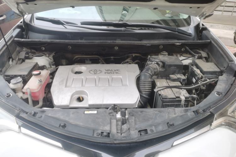 Used Toyota RAV4 2016 2.0L CVT Two-Wheel Drive Smart Edition China V Standard Engine Bay