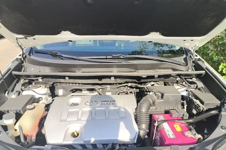 Used Toyota RAV4 2016 2.0L CVT Two-Wheel Drive Smart Edition China V Standard Engine Bay