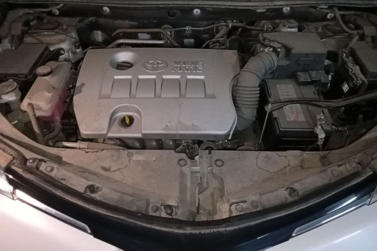 Used Toyota RAV4 2016 2.0L CVT Two-Wheel Drive Fashion Edition China V Standard Engine Bay