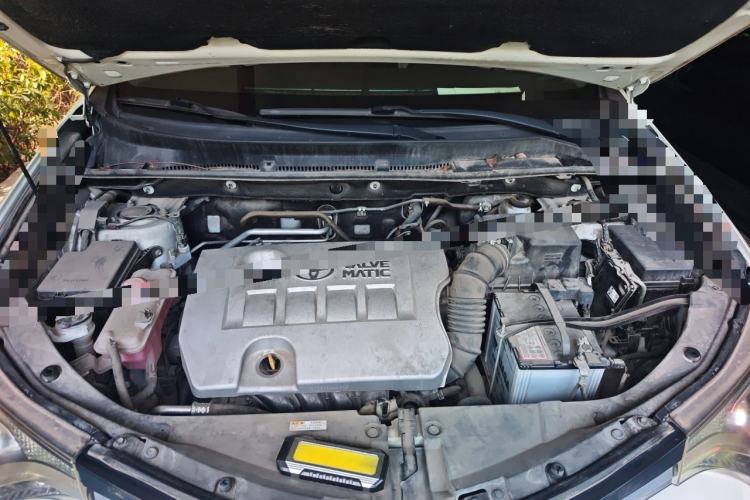 Used Toyota RAV4 2016 2.0L CVT Two-Wheel Drive Fashion Edition China V Standard Engine Bay