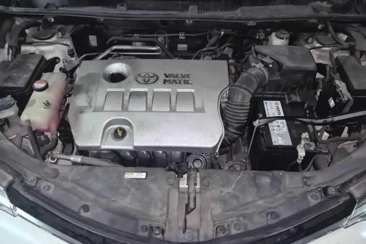 Used Toyota RAV4 2016 2.0L CVT Two-Wheel Drive Fashion Edition China V Standard Engine Bay
