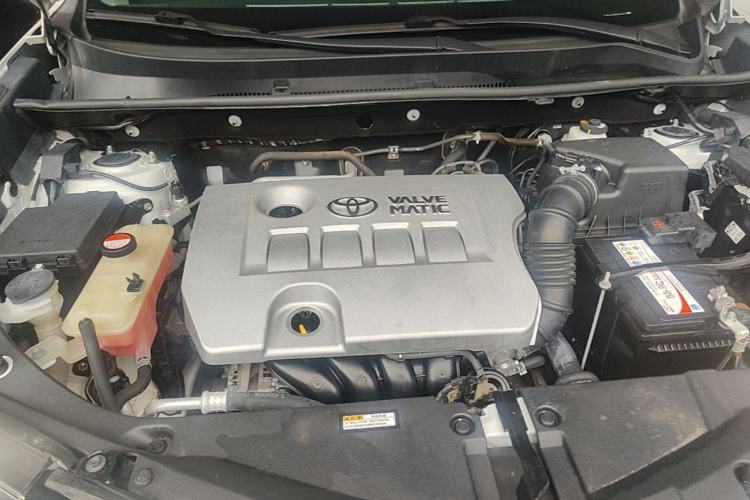Used Toyota RAV4 2016 2.0L CVT 4x4 New Edition China V Standard Engine Bay