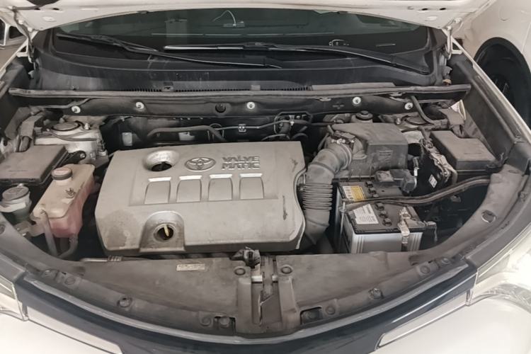 Used Toyota RAV4 2016 2.0L CVT Two-Wheel Drive Smart Edition China V Standard Engine Bay