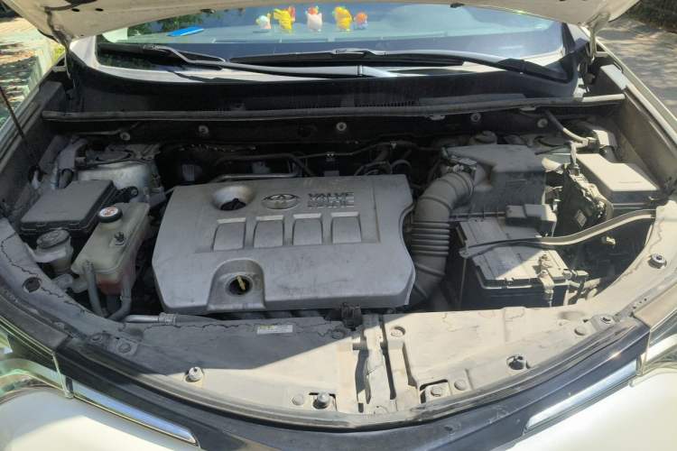 Used Toyota RAV4 2016 2.0L CVT Two-Wheel Drive Smart Edition China V Standard Engine Bay