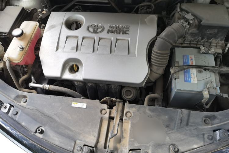 Used Toyota RAV4 2016 2.0L CVT Two-Wheel Drive Urban Edition China V Standard Engine Bay