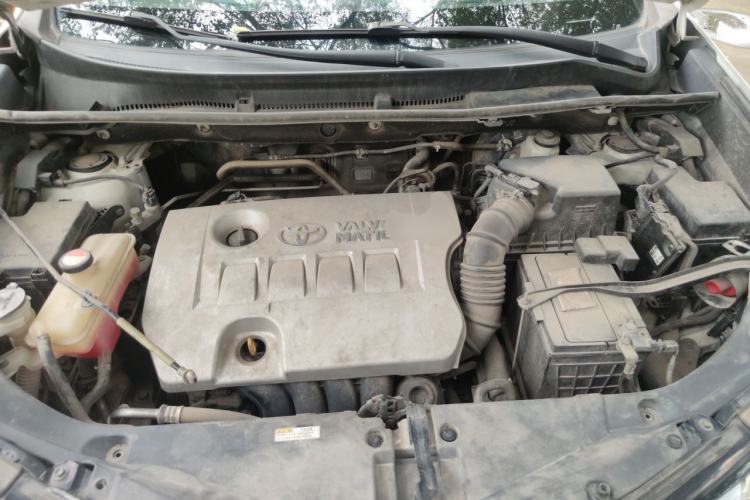 Used Toyota RAV4 2016 2.0L CVT Two-Wheel Drive Fashion Edition China V Standard Engine Bay