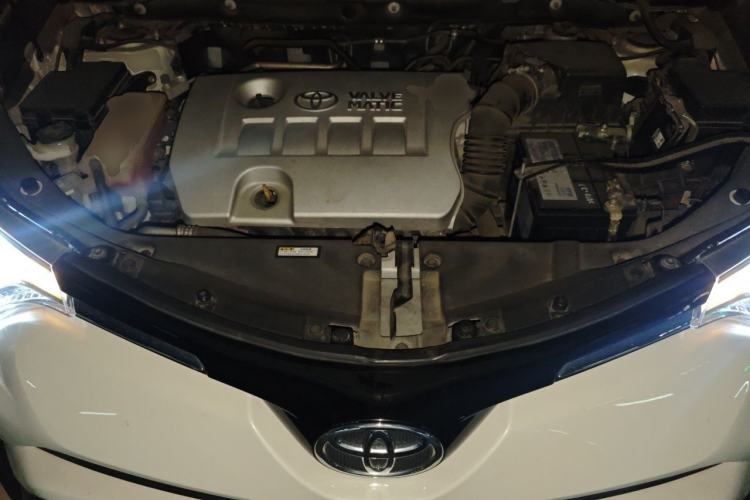 Used Toyota RAV4 2016 2.0L CVT Two-Wheel Drive Fashion Edition China V Standard Engine Bay